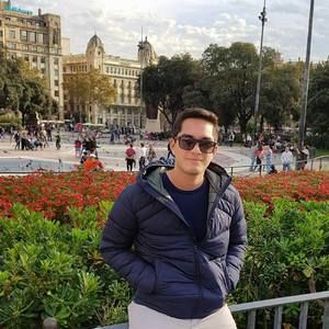 Meet your Posher, Adrian